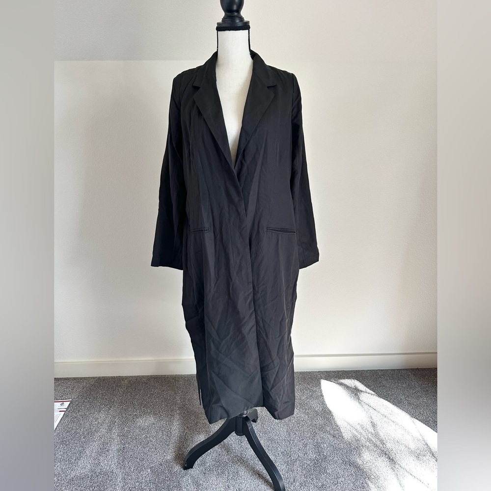 Carly Jean Los Angeles Black Lightweight Cardigan Duster Size S Split Side Seams